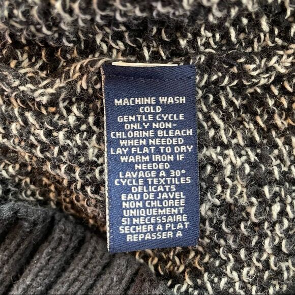 Women’s Chaps Sweater size Medium - Picture 6 of 6